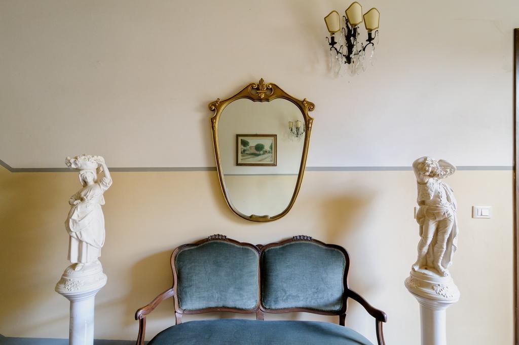 Mecenate 69 Suite Arezzo Phòng bức ảnh